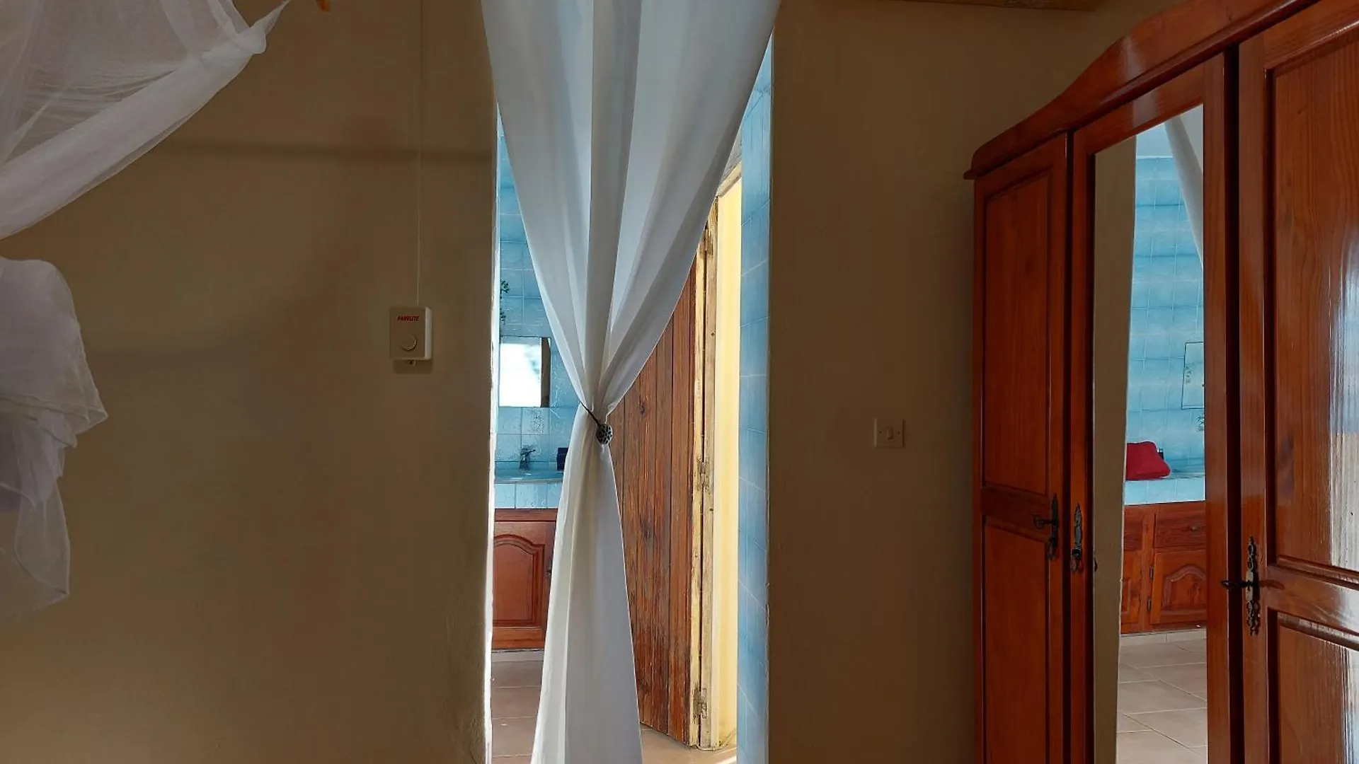 La Jemeli Hotel Grand-Bourg  Grand-Bourg (Marie Galante)
